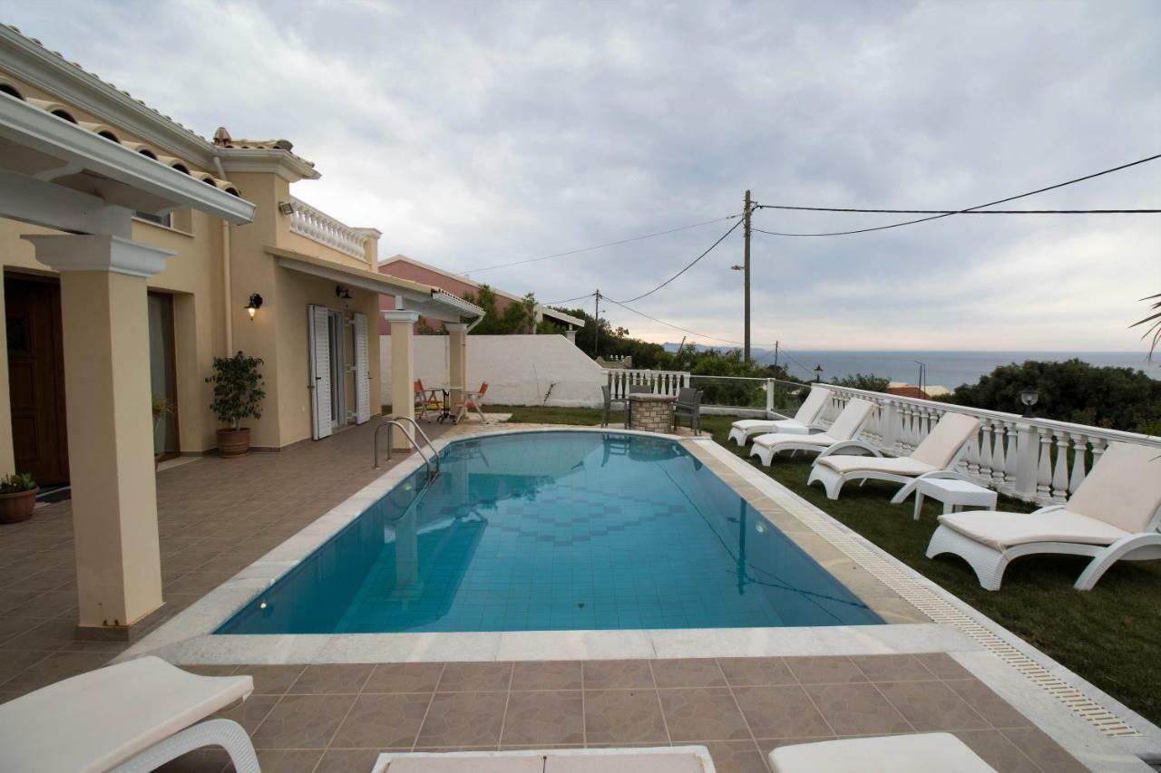 Villa De La Mer Agios Stefanos Avliotes  Dış mekan fotoğraf