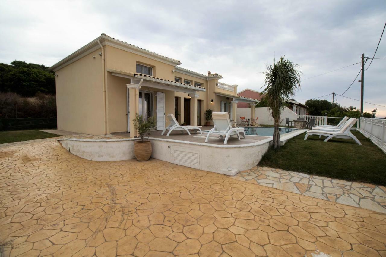 Villa De La Mer Agios Stefanos Avliotes  Dış mekan fotoğraf